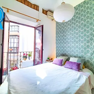 Lovely Center Apartments Seville - Sunny Balcony Alfalf Sevilla