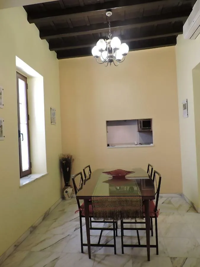 Casa Sevillana Tatil Evi